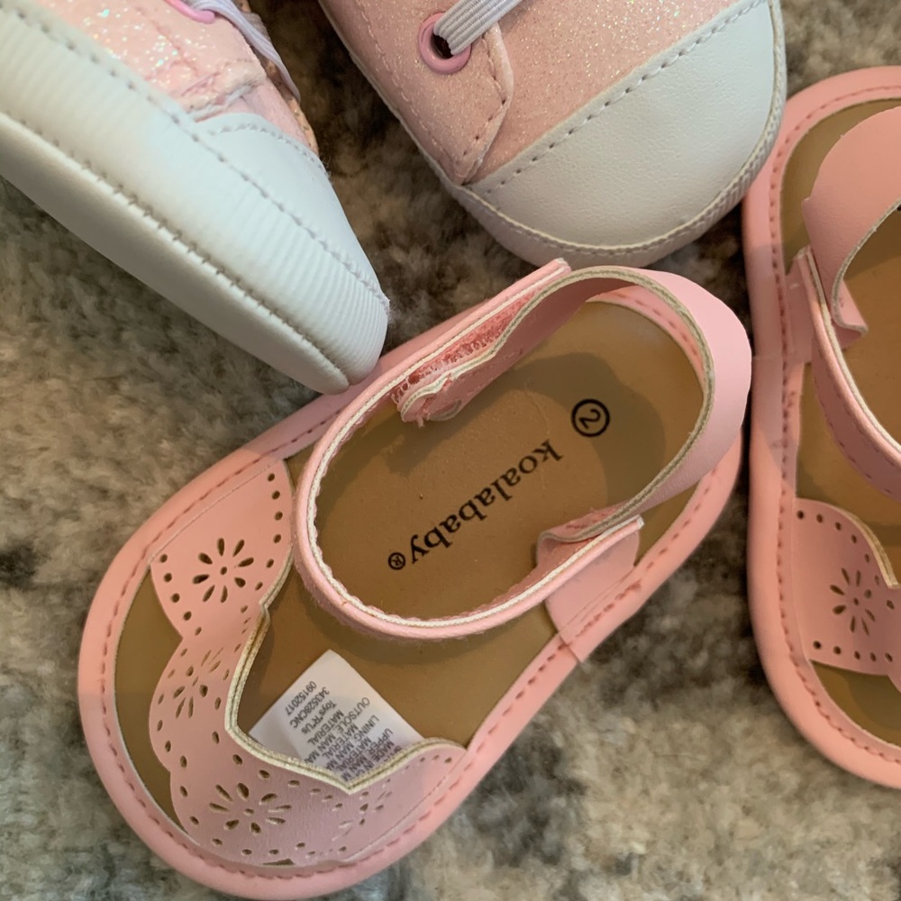 Baby shoe bundle - Picture 2 of 4